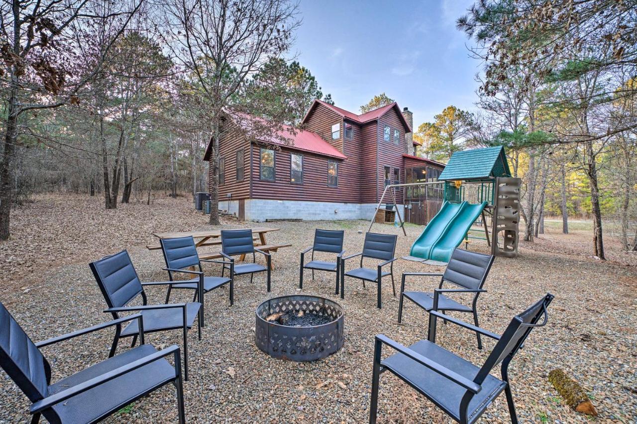 Broken Bow Cabin With Deck, Hot Tub And Fire Pit! Экстерьер фото